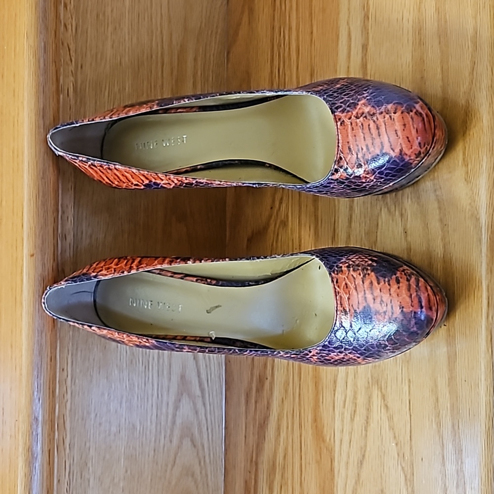 Nine West Purple and Orange Snake Skin Shoes
